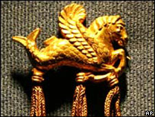 brooch